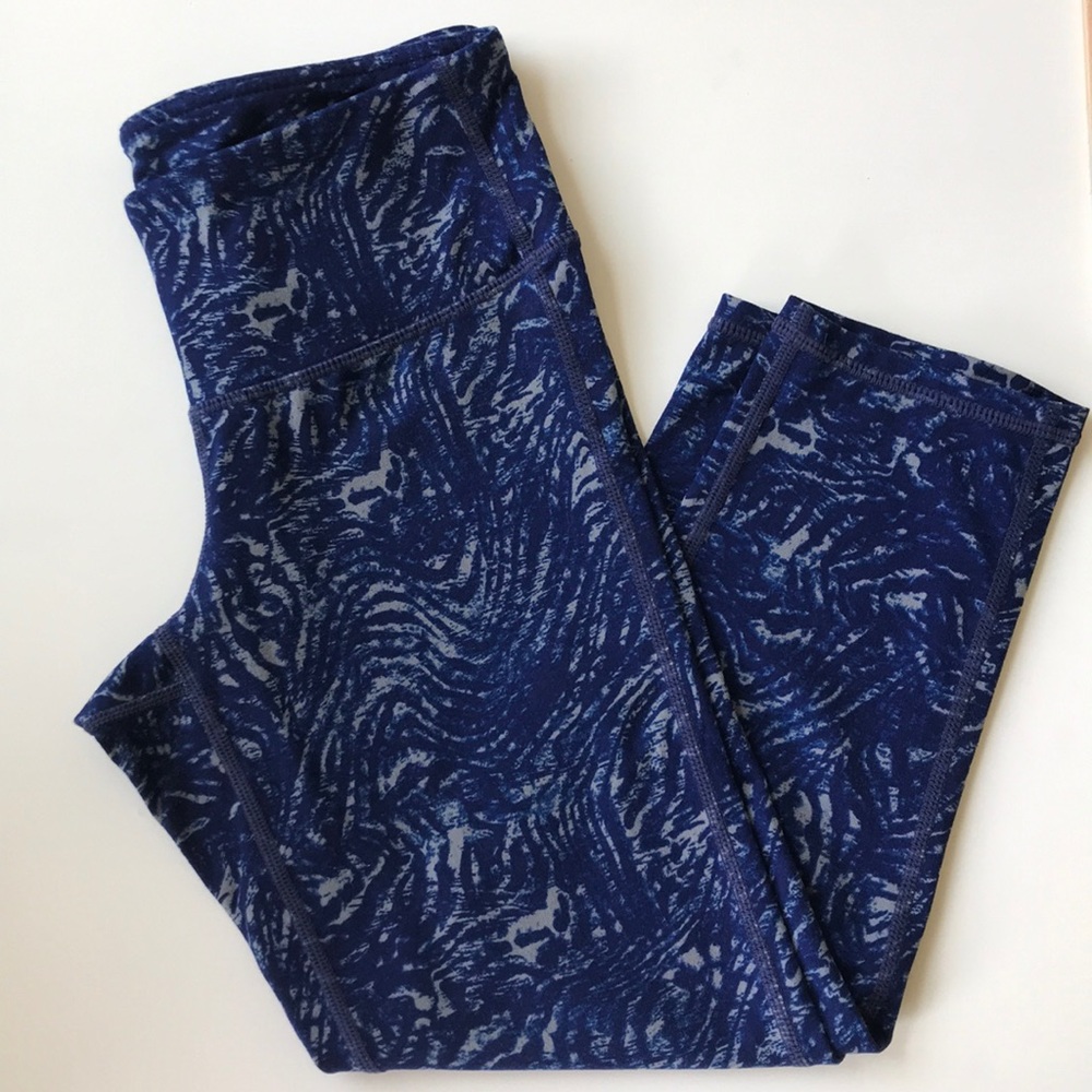 Athleta blue/grey printed cropped yoga running leggings XS